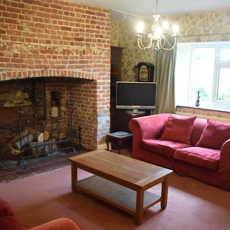 At The Farmhouse Hunters Hall Dereham Exterior foto